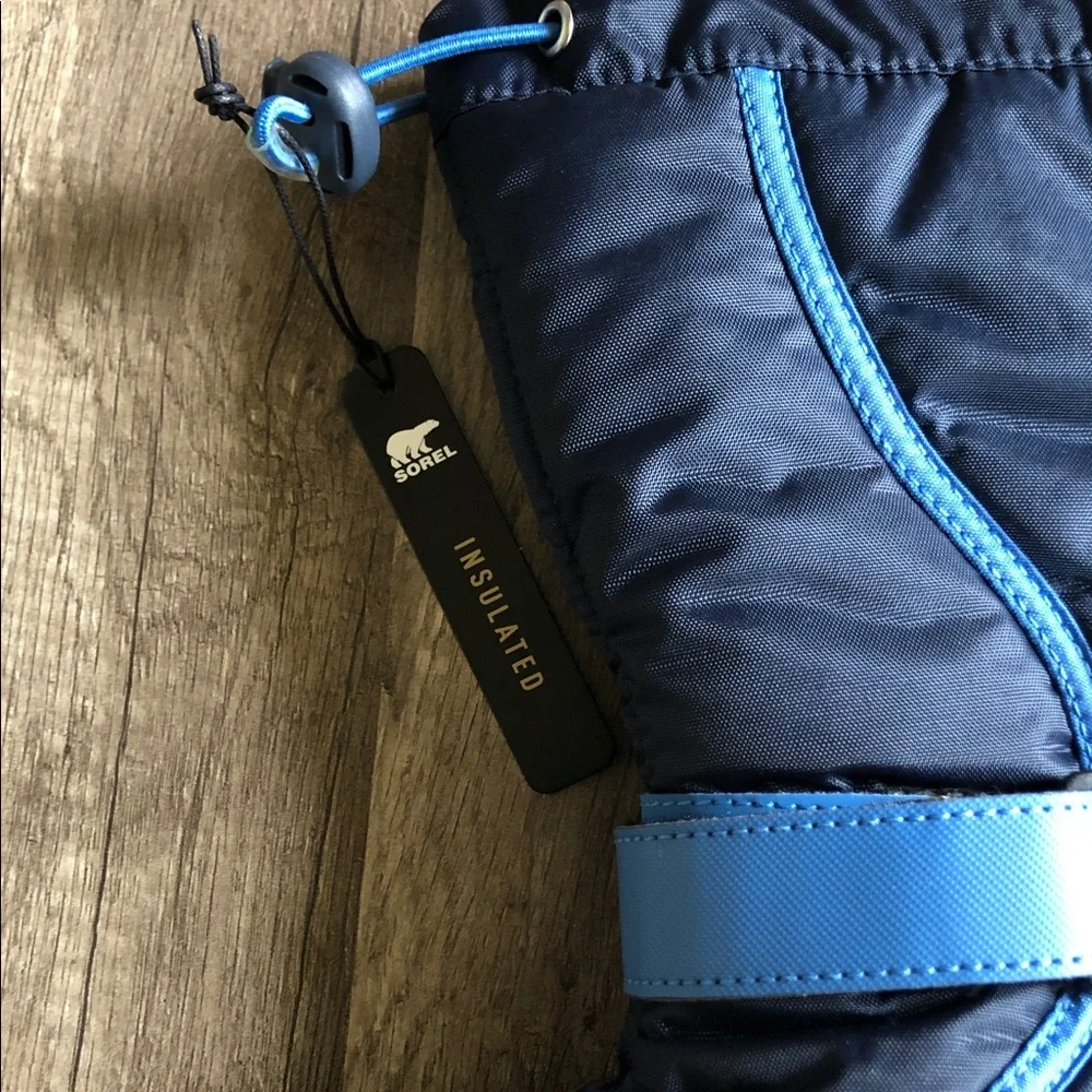 Sorel Flurry Kids Black and Blue Waterproof Insulated Snow Boots 6 NEW